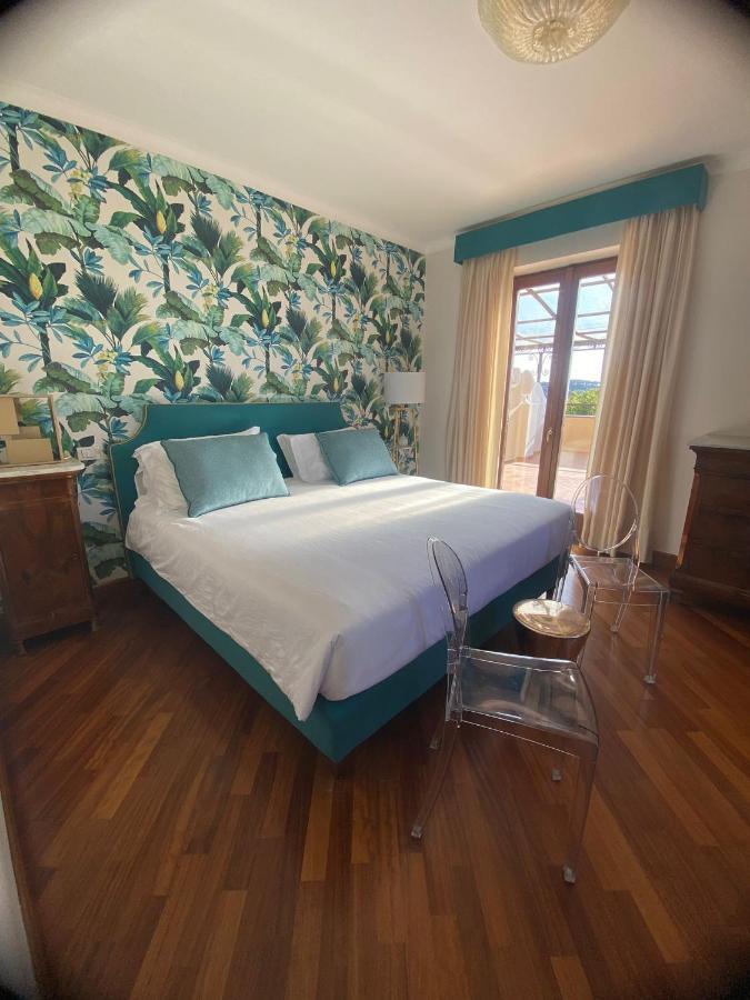 Resort Ravenna Massa Lubrense Eksteriør billede